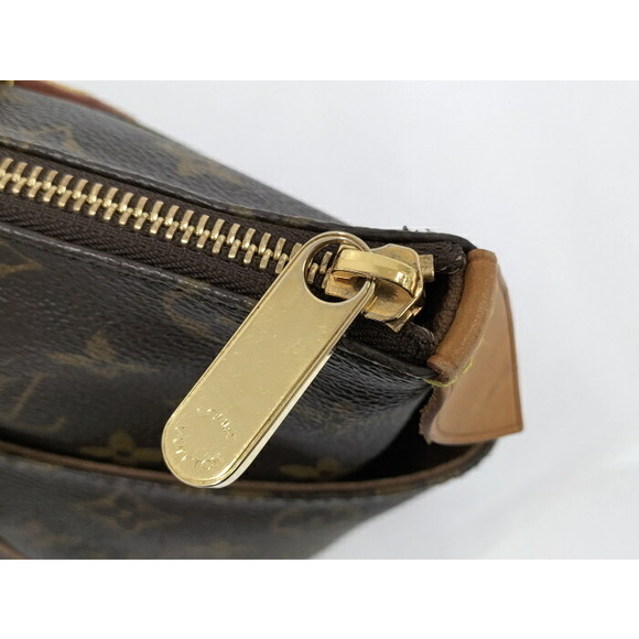 Louis Vuitton Totally PM Monogram Tote Bag - Picture 8 of 10